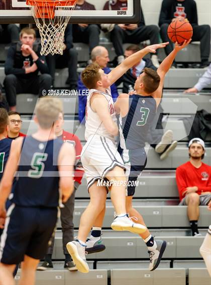 Thumbnail 1 in Bountiful vs. Copper Hills (Utah Elite 8) photogallery.