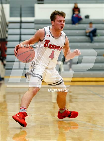 Thumbnail 2 in Bountiful vs. Copper Hills (Utah Elite 8) photogallery.