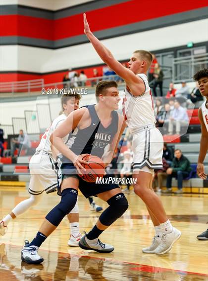 Thumbnail 1 in Bountiful vs. Copper Hills (Utah Elite 8) photogallery.