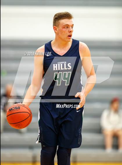 Thumbnail 2 in Bountiful vs. Copper Hills (Utah Elite 8) photogallery.