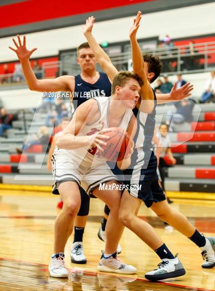 Thumbnail 3 in Bountiful vs. Copper Hills (Utah Elite 8) photogallery.