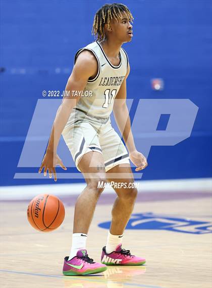Thumbnail 1 in Decatur vs Young Men's Leadership Academy (UIL 4A Bi-District Playoff) photogallery.