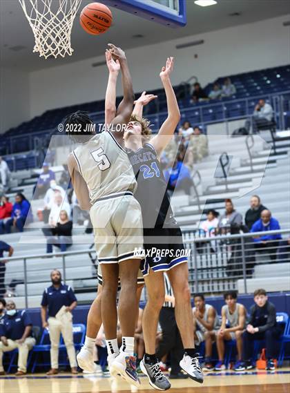 Thumbnail 1 in Decatur vs Young Men's Leadership Academy (UIL 4A Bi-District Playoff) photogallery.