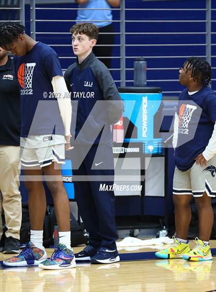 Thumbnail 3 in Decatur vs Young Men's Leadership Academy (UIL 4A Bi-District Playoff) photogallery.
