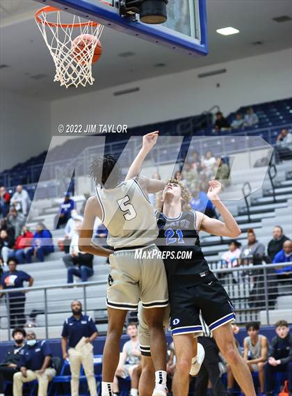 Thumbnail 2 in Decatur vs Young Men's Leadership Academy (UIL 4A Bi-District Playoff) photogallery.