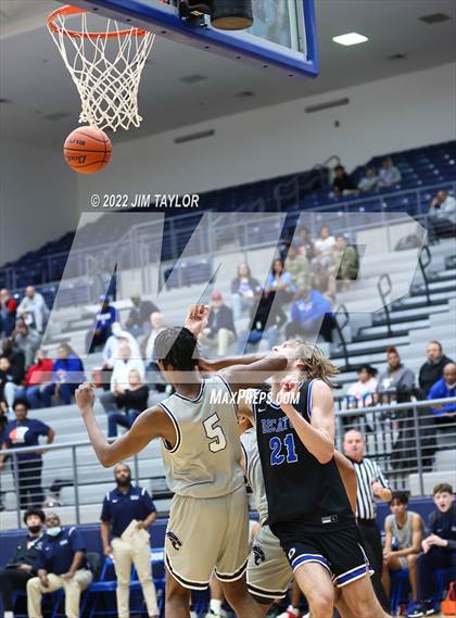 Thumbnail 3 in Decatur vs Young Men's Leadership Academy (UIL 4A Bi-District Playoff) photogallery.