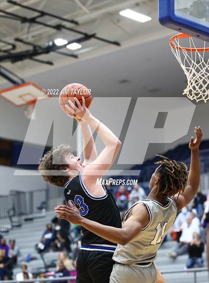 Thumbnail 3 in Decatur vs Young Men's Leadership Academy (UIL 4A Bi-District Playoff) photogallery.
