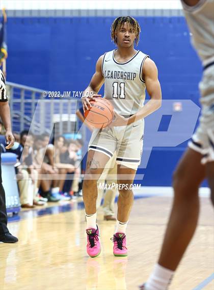 Thumbnail 2 in Decatur vs Young Men's Leadership Academy (UIL 4A Bi-District Playoff) photogallery.