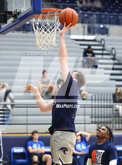 Thumbnail 1 in Decatur vs Young Men's Leadership Academy (UIL 4A Bi-District Playoff) photogallery.