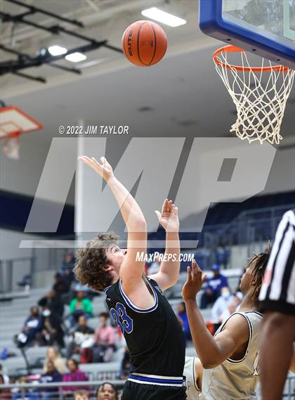 Thumbnail 2 in Decatur vs Young Men's Leadership Academy (UIL 4A Bi-District Playoff) photogallery.