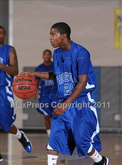 Thumbnail 3 in Hogan vs. Nevada Union (Les Curry Invitational) photogallery.