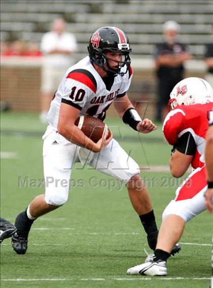 Thumbnail 3 in Oak Hills vs. La Salle (Skyline Crosstown Showdown) photogallery.