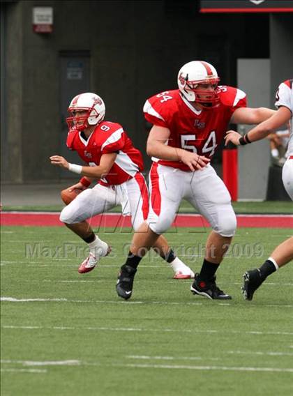 Thumbnail 1 in Oak Hills vs. La Salle (Skyline Crosstown Showdown) photogallery.