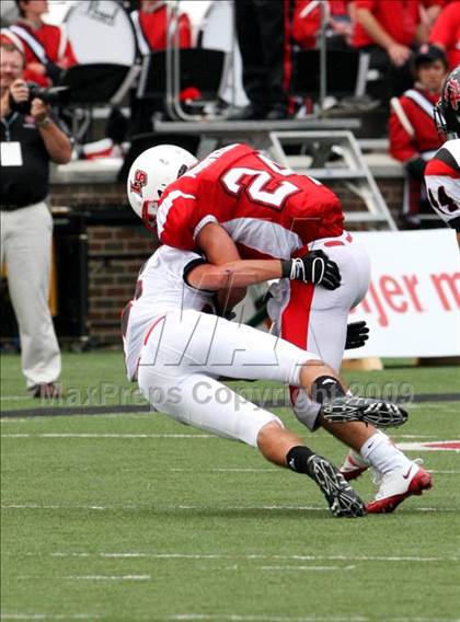 Thumbnail 2 in Oak Hills vs. La Salle (Skyline Crosstown Showdown) photogallery.