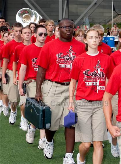 Thumbnail 2 in Oak Hills vs. La Salle (Skyline Crosstown Showdown) photogallery.