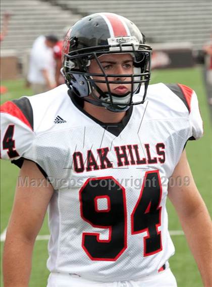 Thumbnail 2 in Oak Hills vs. La Salle (Skyline Crosstown Showdown) photogallery.