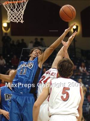 Thumbnail 1 in Santa Fe Christian vs. San Pasqual Academy (SDS D5 Final) photogallery.