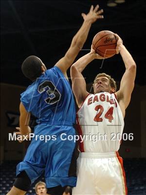 Thumbnail 2 in Santa Fe Christian vs. San Pasqual Academy (SDS D5 Final) photogallery.