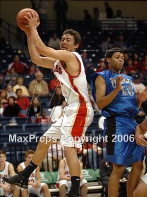 Thumbnail 3 in Santa Fe Christian vs. San Pasqual Academy (SDS D5 Final) photogallery.
