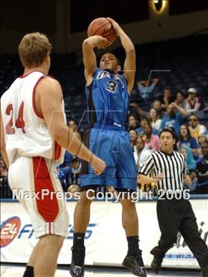 Thumbnail 3 in Santa Fe Christian vs. San Pasqual Academy (SDS D5 Final) photogallery.