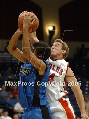 Thumbnail 2 in Santa Fe Christian vs. San Pasqual Academy (SDS D5 Final) photogallery.