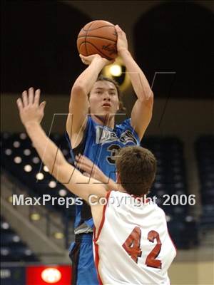Thumbnail 3 in Santa Fe Christian vs. San Pasqual Academy (SDS D5 Final) photogallery.