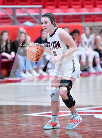 Thumbnail 2 in De Leon vs Valley Mills (UIL 2A Region II Bi-District) photogallery.
