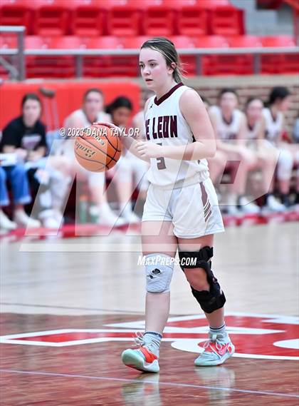 Thumbnail 3 in De Leon vs Valley Mills (UIL 2A Region II Bi-District) photogallery.