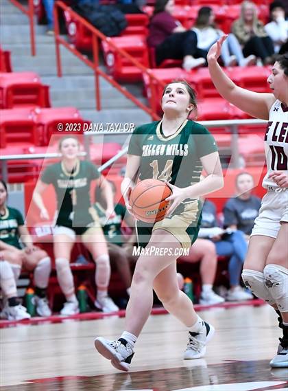 Thumbnail 2 in De Leon vs Valley Mills (UIL 2A Region II Bi-District) photogallery.
