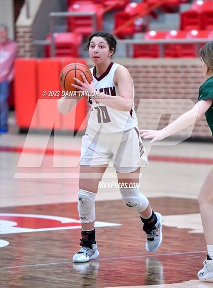 Thumbnail 2 in De Leon vs Valley Mills (UIL 2A Region II Bi-District) photogallery.