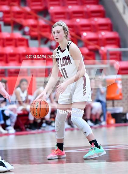 Thumbnail 3 in De Leon vs Valley Mills (UIL 2A Region II Bi-District) photogallery.