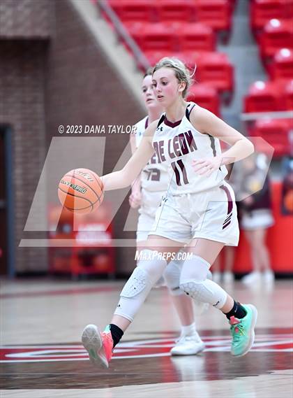 Thumbnail 2 in De Leon vs Valley Mills (UIL 2A Region II Bi-District) photogallery.