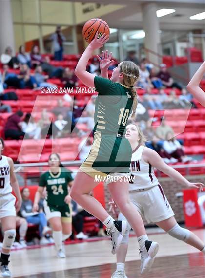 Thumbnail 3 in De Leon vs Valley Mills (UIL 2A Region II Bi-District) photogallery.