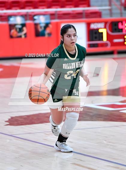 Thumbnail 3 in De Leon vs Valley Mills (UIL 2A Region II Bi-District) photogallery.