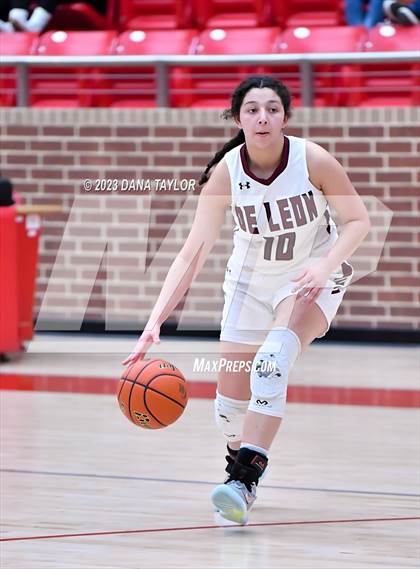Thumbnail 1 in De Leon vs Valley Mills (UIL 2A Region II Bi-District) photogallery.