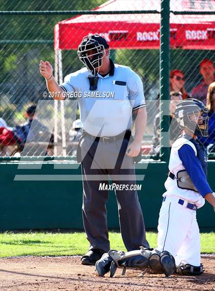 Thumbnail 3 in Saint Francis vs. Davis (Boras Classic North) photogallery.