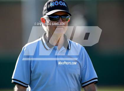 Thumbnail 1 in Saint Francis vs. Davis (Boras Classic North) photogallery.