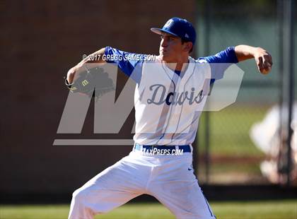 Thumbnail 3 in Saint Francis vs. Davis (Boras Classic North) photogallery.
