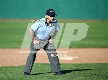 Thumbnail 3 in Saint Francis vs. Davis (Boras Classic North) photogallery.