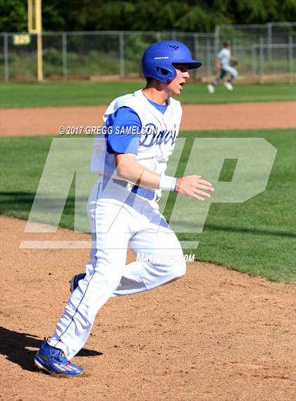 Thumbnail 3 in Saint Francis vs. Davis (Boras Classic North) photogallery.