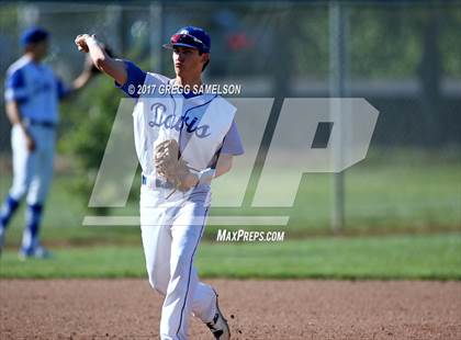 Thumbnail 3 in Saint Francis vs. Davis (Boras Classic North) photogallery.