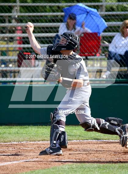 Thumbnail 2 in Saint Francis vs. Davis (Boras Classic North) photogallery.