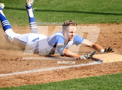 Thumbnail 2 in Saint Francis vs. Davis (Boras Classic North) photogallery.