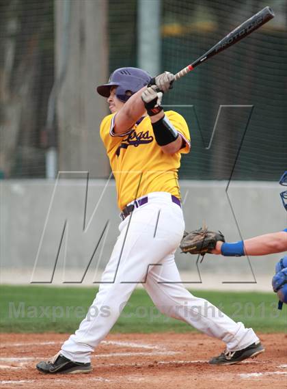 Thumbnail 3 in Arkansas City vs. Andover (KSHSAA 5A Regional Playoff) photogallery.