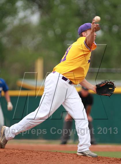 Thumbnail 1 in Arkansas City vs. Andover (KSHSAA 5A Regional Playoff) photogallery.