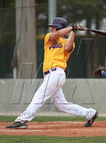 Thumbnail 3 in Arkansas City vs. Andover (KSHSAA 5A Regional Playoff) photogallery.