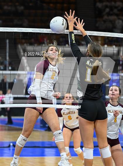 Thumbnail 1 in Alamosa vs. Manitou Springs (CHSAA 3A 1st Round) photogallery.