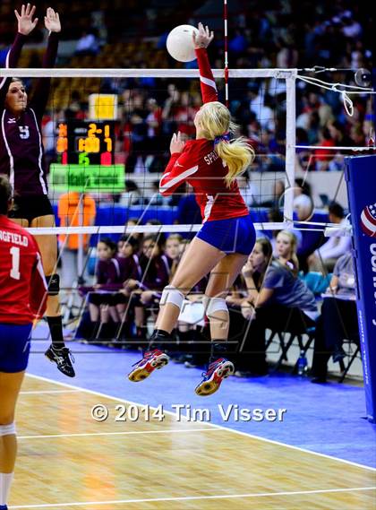 Thumbnail 1 in Idalia vs. Springfield (CHSAA 1A Playoff) photogallery.