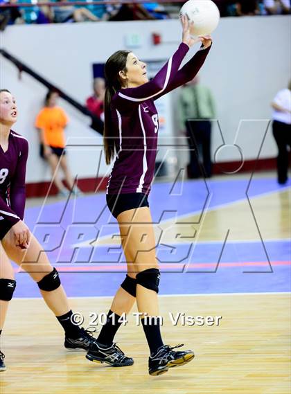 Thumbnail 2 in Idalia vs. Springfield (CHSAA 1A Playoff) photogallery.