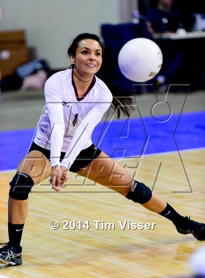 Thumbnail 1 in Idalia vs. Springfield (CHSAA 1A Playoff) photogallery.